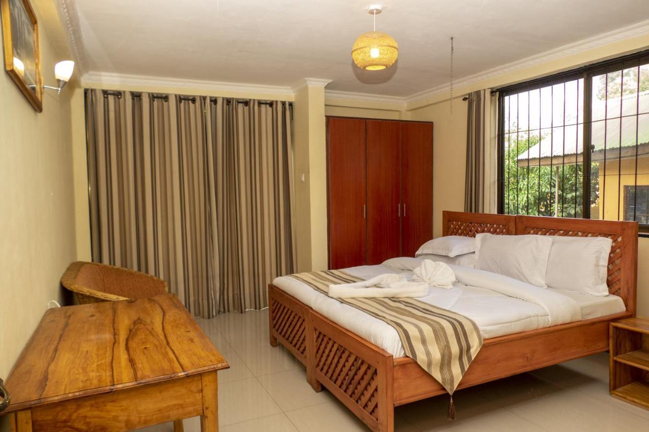 Runako Lodge Arusha Bagian luar foto